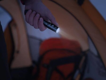 Fenix Latarka Led Ld22 V2.0 Z Akumulatorem 1600 Mah 800 Lumenów Ld22 V2.0 - zdjęcie 2