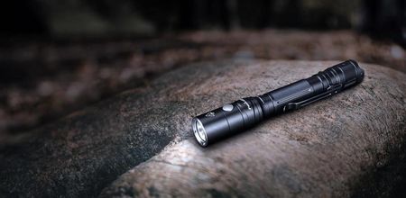 Fenix Latarka Led Ld22 V2.0 Z Akumulatorem 1600 Mah 800 Lumenów Ld22 V2.0 - zdjęcie 6