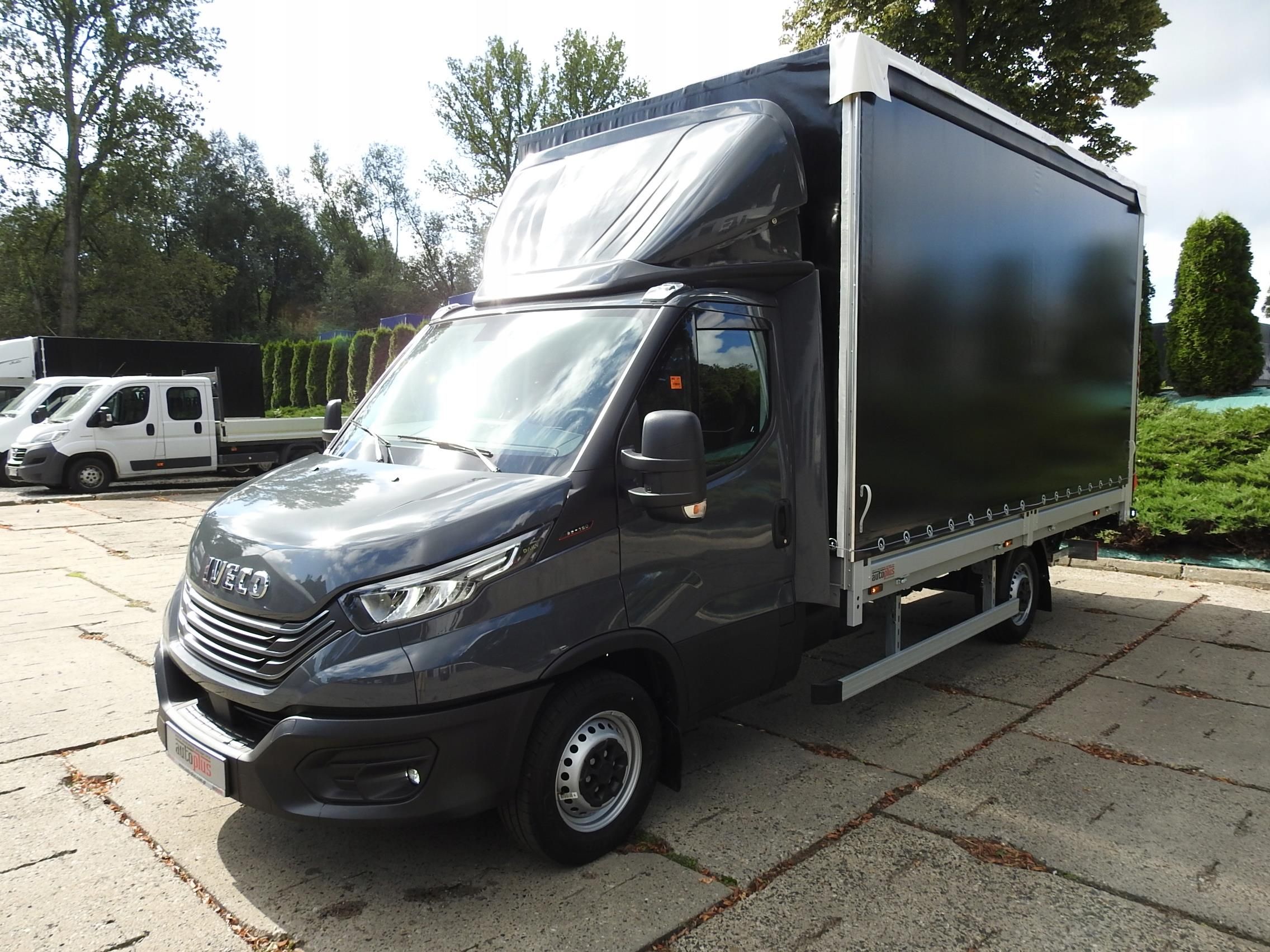 Iveco Daily S Nowe Plandeka Palet Gwarancja Opinie I Ceny Na