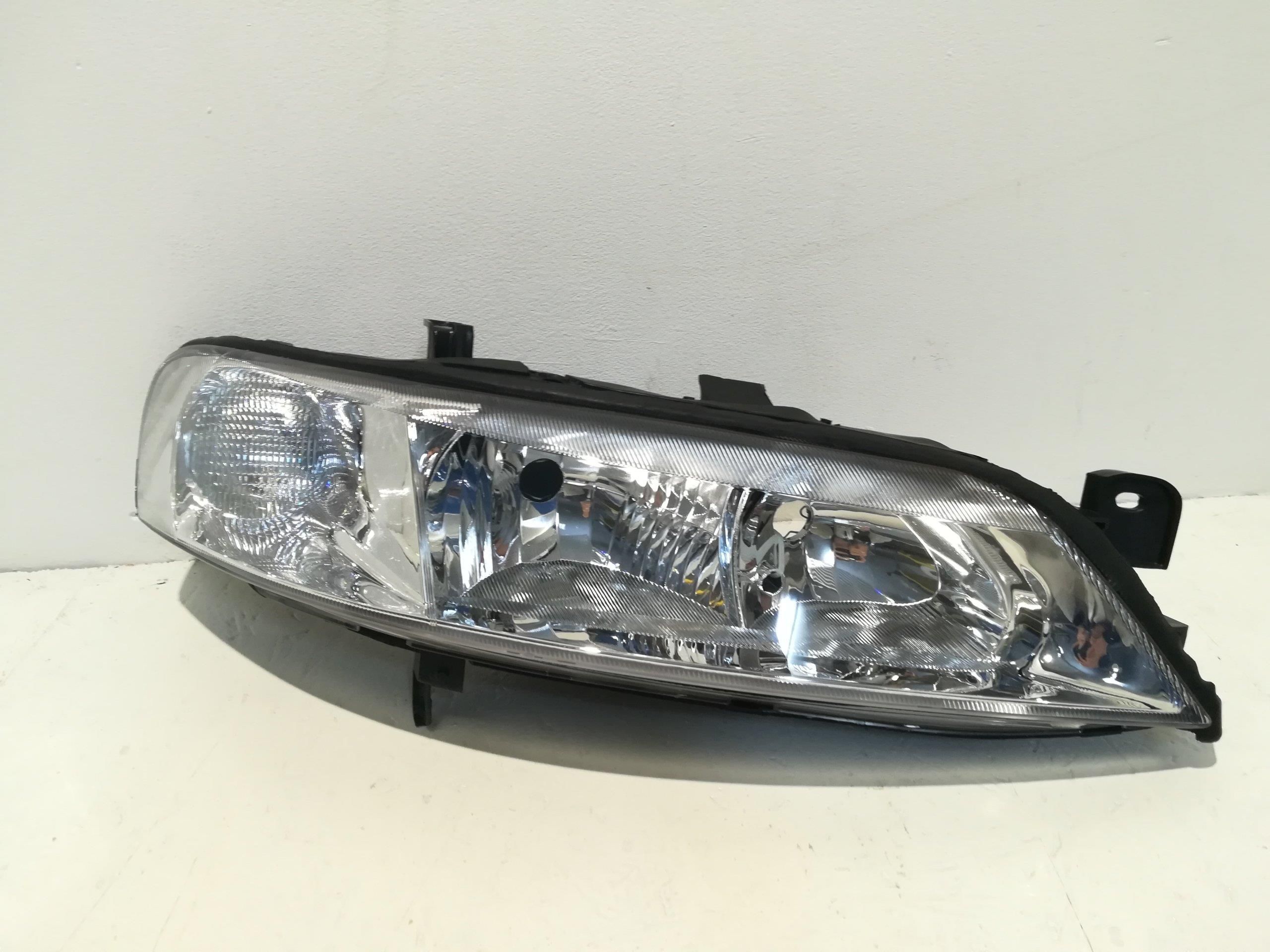 Lampa Przednia Tyc Reflektor Lampa Przednia Opel Vectra B 99 03R Lift