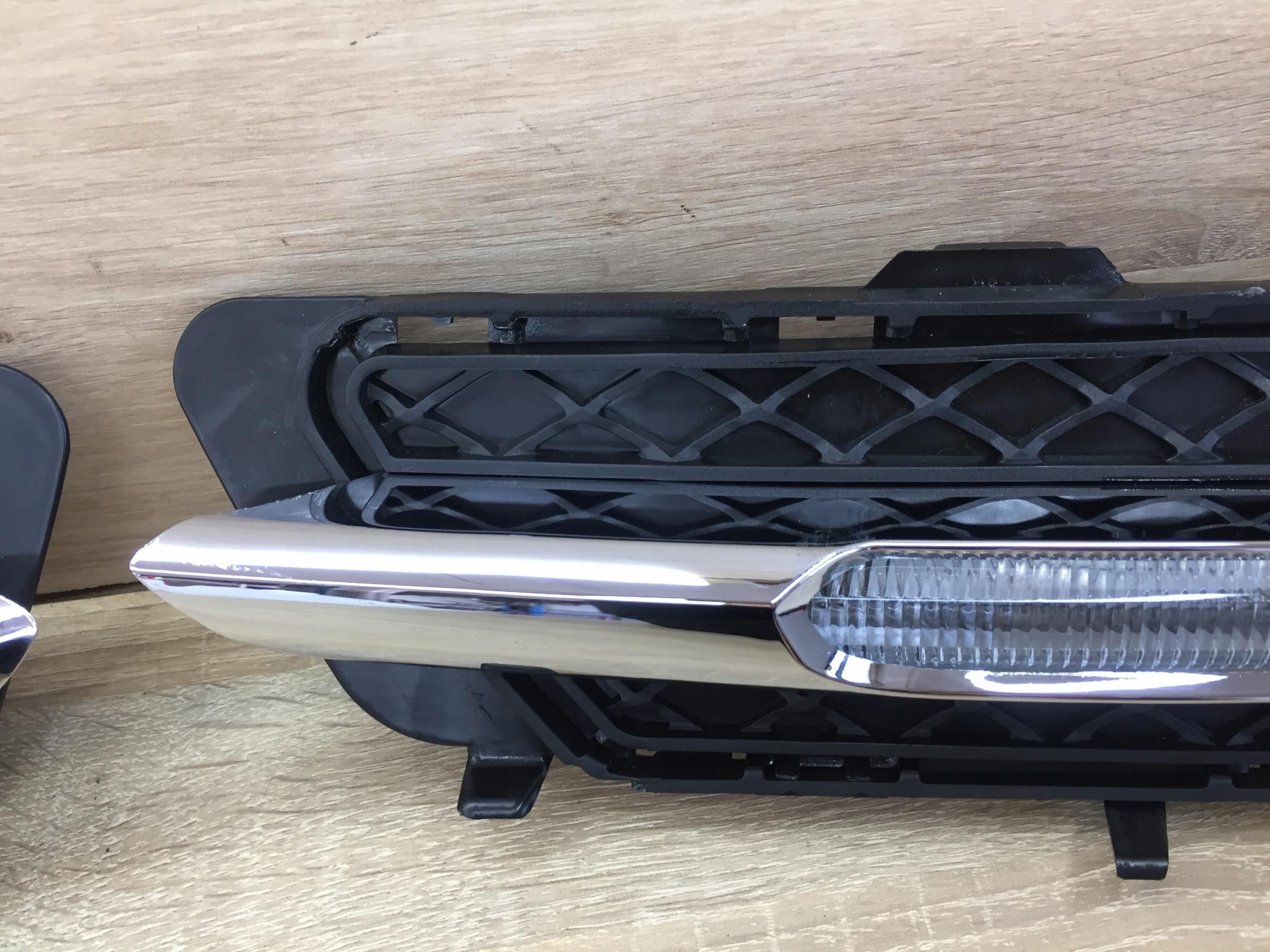 Kratka Zderzak Przód Lift W212 Drl Led Prawa A2128851623 2128851623