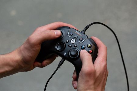 Turtle Beach REACT-R Xbox One/Series, PC (TBS-0730-02) Czarny - zdjęcie 5