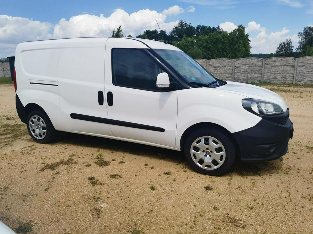 Fiat Doblo Benzyna Km Klima Elektryka Opinie I Ceny Na Ceneo Pl