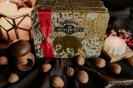 Sir Adalbert`S Gift Box Złota Puszka 90x2g Saszetki - zdjęcie 2
