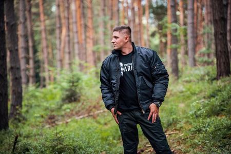 MFH CWU kurtka pilotka bomberka, czarna - Rozmiar:5XL - zdjęcie 2