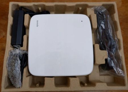 Tenda K4P 4Cr 4 Kanałowy Zestaw Monitoringu Hd Poe (K4P4CR) - zdjęcie 2