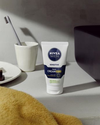 Krem Nivea Męski Do Twarzy Do Skóry Wrażliwej Men Sensitive Facial Cream Spf15 na dzień 75ml - zdjęcie 3