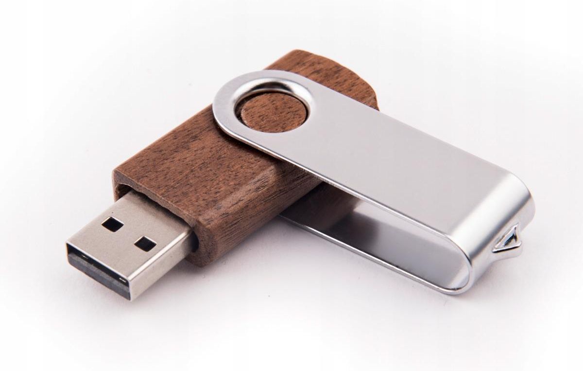 Pendrive Memorabbit Z Grawerem 4 GB Bardzo Ciemne Drewno Opinie I