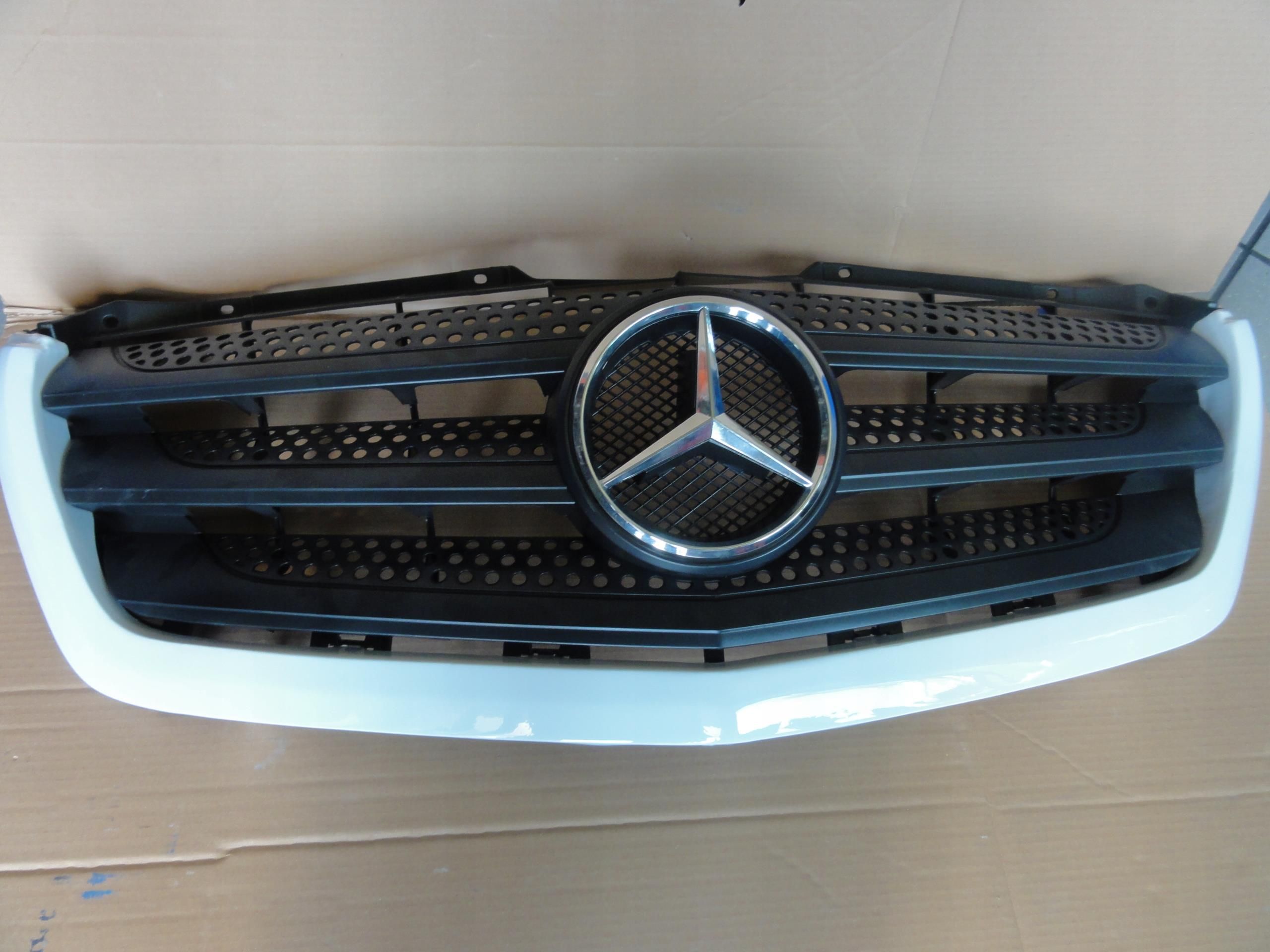 Mercedesbenz Atrapa Grill Mercedes Sprinter Lift A9068880523 Opinie I