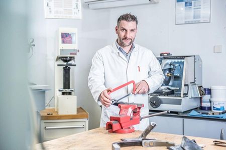 Granit Metalowe Mocowanie Trzonka - zdjęcie 2