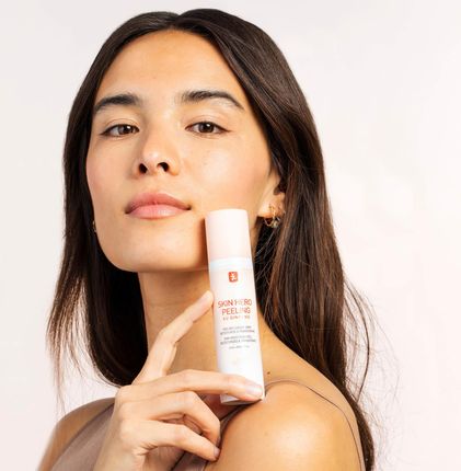 Erborian Skin Hero Peeling Z Żeń Szeniem Peeling Wygładzający W 2 Minuty 50Ml - zdjęcie 2