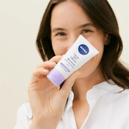 Krem Nivea Nivea Łagodzący Skóra Wrażliwa Spf15 na dzień 50ml - zdjęcie 2
