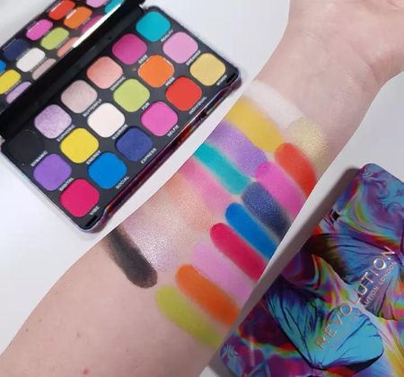 Makeup Revolution Forever Flawless Paleta Cieni Digi Butterfly 19,8G - zdjęcie 2