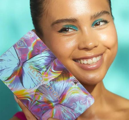 Makeup Revolution Forever Flawless Paleta Cieni Digi Butterfly 19,8G - zdjęcie 3