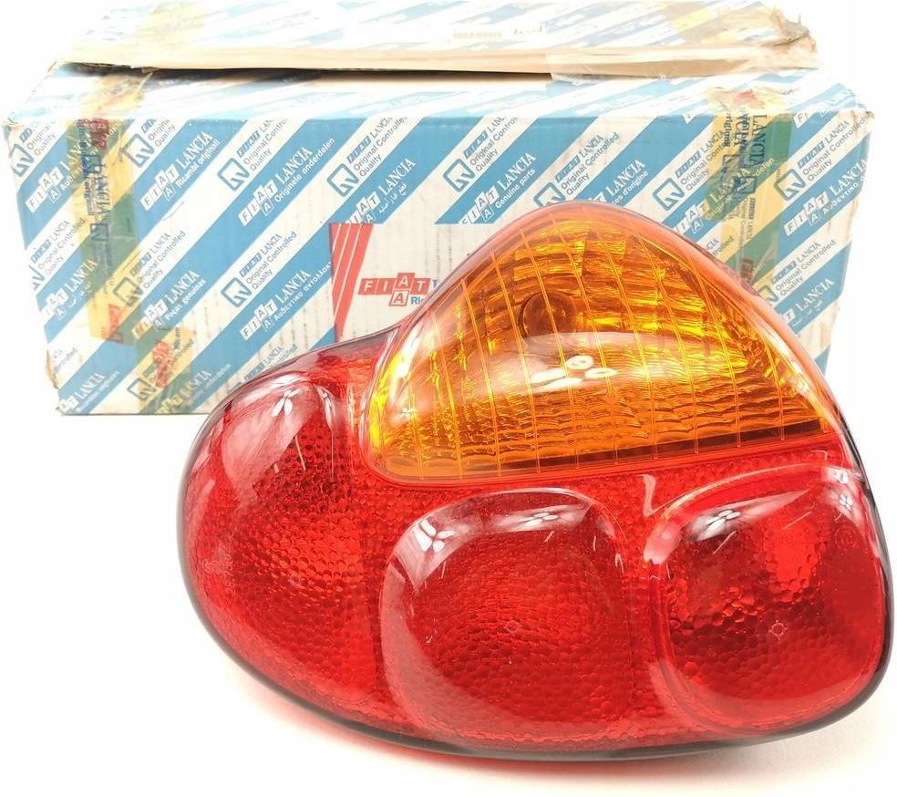 Lampa tylna Fiat Lampa Prawy Tył Fiat Multipla 1998 2010 Opinie i