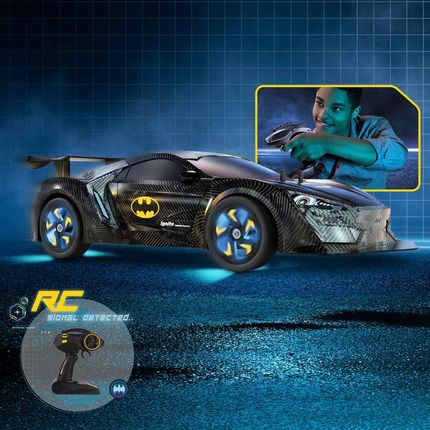 Bladez Toyz Batman Zdalnie Sterowane Auto Rc 48Cm Btdc-Rc4 56626 - zdjęcie 3