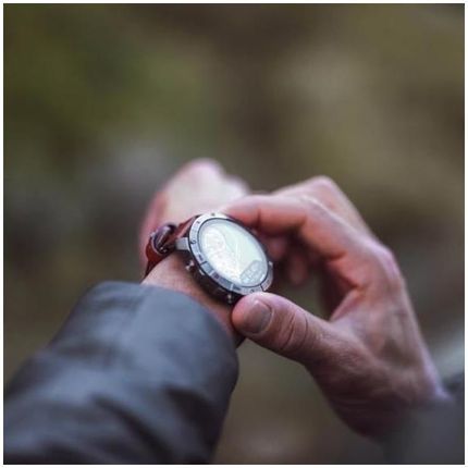 Polar Zegarek Sportowy Grit X2 Pro Titan M/L Srebrny - zdjęcie 5