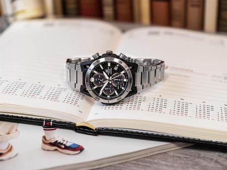 Casio Edifice EFS-S640D-1AVUEF Classic Chronograph - zdjęcie 4