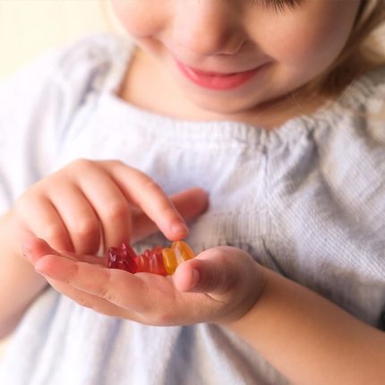Mokate Napój Kawowy Cappuccino Owocowe Fasolki Jelly Bean 40g - zdjęcie 2