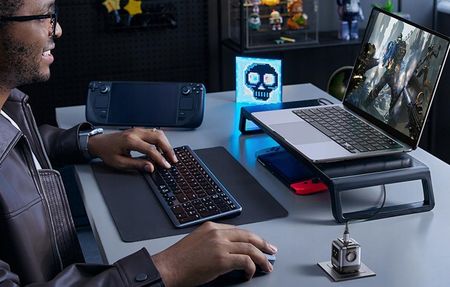 Ugreen 25685B Nexode Rg Robot Gan 2X Usb-C + Usb 65W Czarny - zdjęcie 4