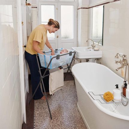 Stokke Flexi Bath zestaw 3w1, wanienka ze stojakiem i wkładką niemowlęcą Sandy Beige - zdjęcie 4