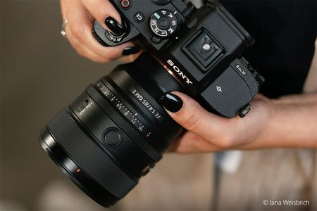 Sony FE 85mm f/1.4 GM II SEL85F14GM2 - zdjęcie 2