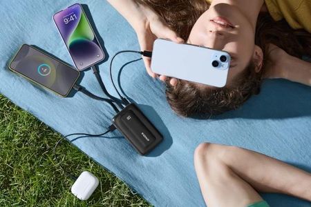 Anker Zolo 10000 mAh 30W z kablem USB-C i Lightning - zdjęcie 5