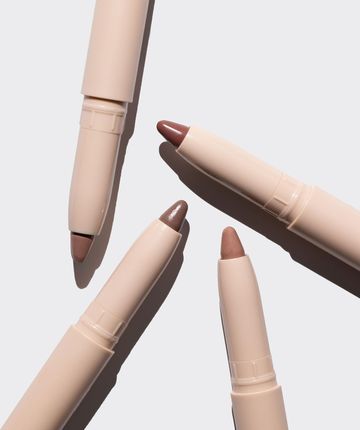 INGLOT Ołówek do ust Velvet Define LIGHT NUDE 67 - zdjęcie 4