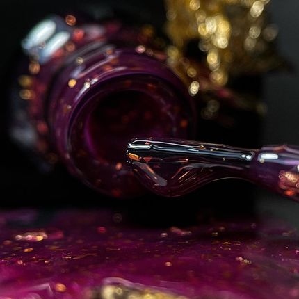 Nailsoftheday Malbec Base Potal 01 Witrażowa Ciemno-Różowa Baza Hybrydowa Ze Złotymi Płatkami 10ml - zdjęcie 2