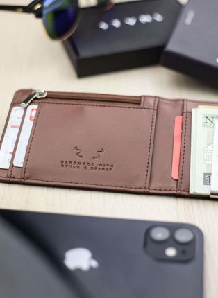 STEVENS Skórzany portfel męski RFID z szybkim dostępem do karty i miejscem na AirTag - zdjęcie 2