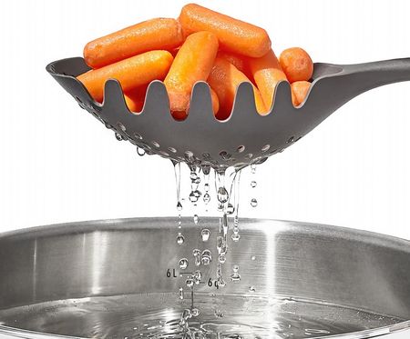 Oxo Łyżka Cedzakowa Do Makaronu Good Grips (O11338300) - zdjęcie 3