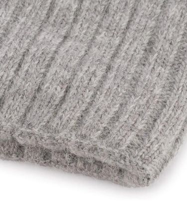 Ciepła prążkowana czapka damska BEANIE zimowa jesienna jednokolorowa - zdjęcie 3