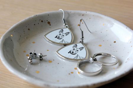 Art-Dog Basenji trójkątne wiszące kolczyki z psem ze zdjęciem personalizowane - zdjęcie 2