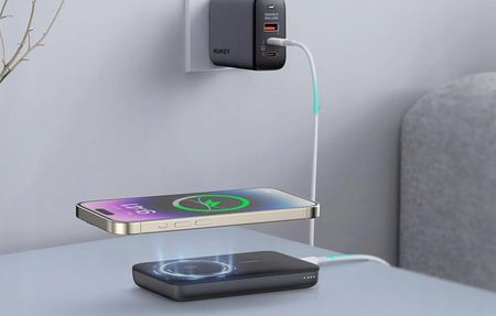 Aukey Magnetyczny Pb-Ms01, 6700Mah, 15W Czarny (67099) - zdjęcie 2