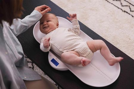 Momini Waga Dla Niemowląt Tinyscale Zgarnij Zestaw Pielęgnacji Lilac - zdjęcie 4