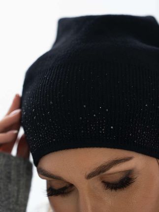 Czarna czapka damska slouchy z dżetami - Peterson - zdjęcie 2