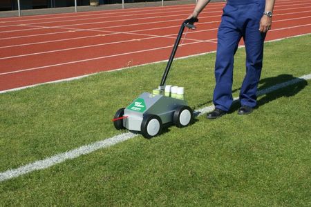 Farba do malowania linii na murawie 1x 500ml biała Ampere Athletic Paint - zdjęcie 2