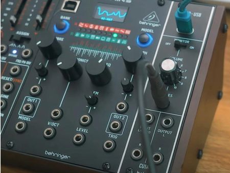 Behringer CU1A - Moduł syntezatora modularnego - zdjęcie 6