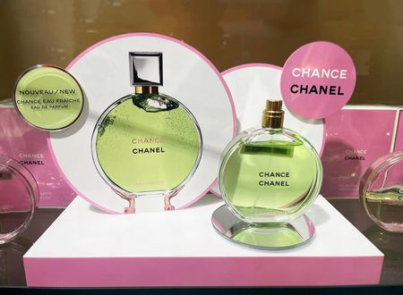 Chanel Chance Eau Fraiche Woda Perfumowana 1,5ml - zdjęcie 3