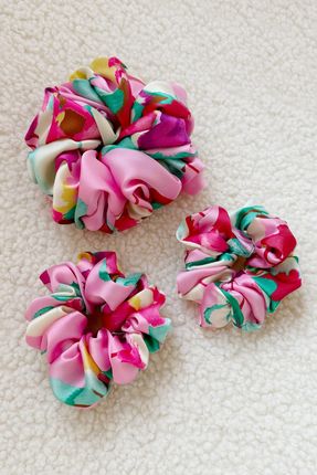 Vintiss Scrunchie Maxi Gumka Do Włosów Kwiatowy Wzór – Hibiscus - zdjęcie 2