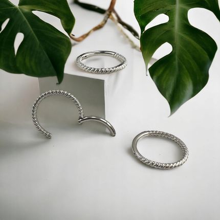 Kolczyk Piercing srebrny z grawerem Clicker Kółko Helix Nostril 1,2/8 - zdjęcie 6