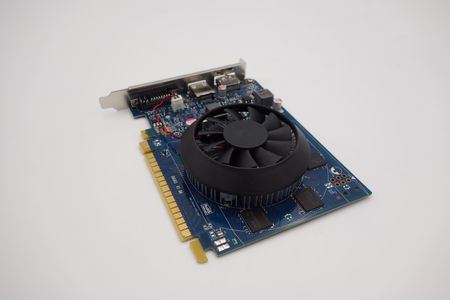 Dell Nvidia GeForce 640GT PCIe 1GB, DVI-I Hdmi Dp (YG17P) - zdjęcie 2