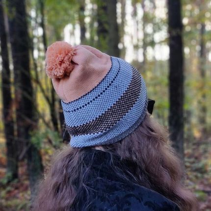 CZAPKA damska ZIMOWA z pomponem CIEPŁA BEANIE - zdjęcie 4