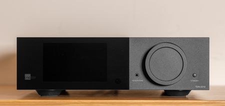 Lyngdorf TDAI-2210 HDMI - 2.1 Input (8K & HDR) - zdjęcie 3