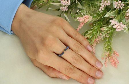 Diament Pierścionek damski z szafirami na gumce | Srebro 925 rozmiar 16 – DIA-PRS-4917-SZAFIR - zdjęcie 2