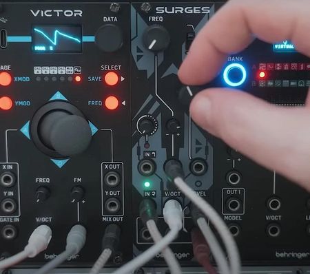 Behringer SURGES – analogowy filtr multimodalny Eurorack - zdjęcie 3