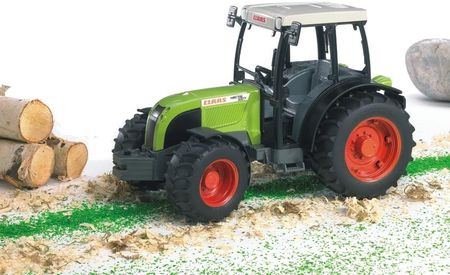 Bruder 02110 Traktor Class Nectis 267F - zdjęcie 2