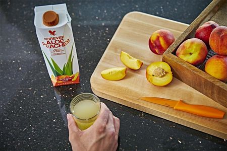 Forever Living Products Aloe Bits n'Peaches Miąższ Aloe Vera z sokiem z brzoskwiń 1L - zdjęcie 3