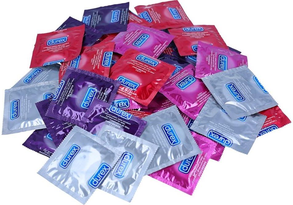 Разноцветные презервативы 