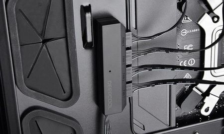 Deepcool FH-04 fan hub - zdjęcie 4